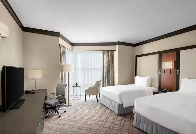 With partial Haram view Double room twin beds